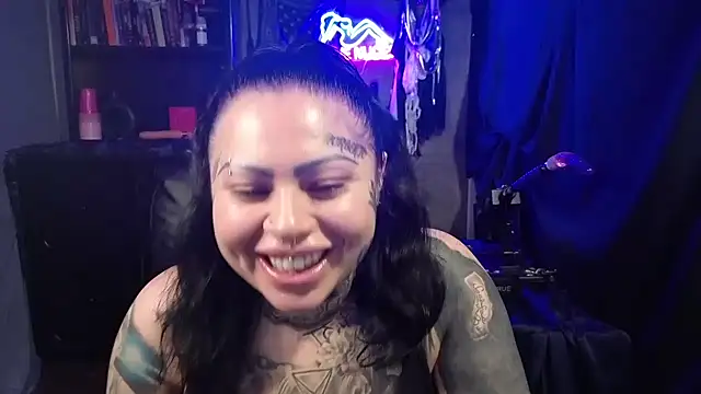 chicanachic13 online show from 4, 4, 2026