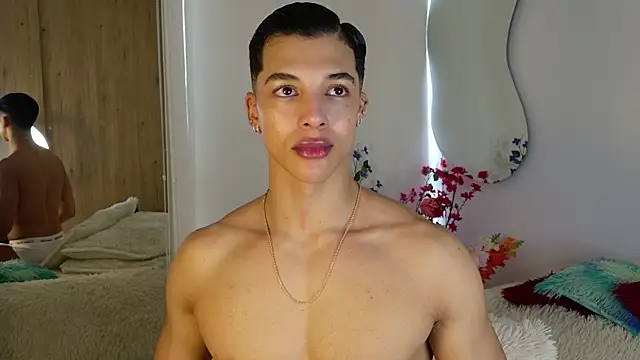 Snapshot of Troye_Williams chatting on 30, 6, 2026 Troye Williams online show from 30, 6, 2026