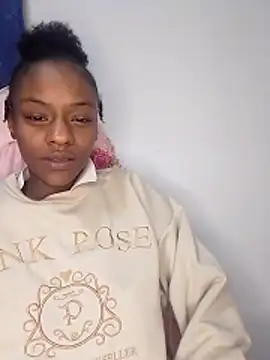 Shantall ks online show from 27, 3, 2026