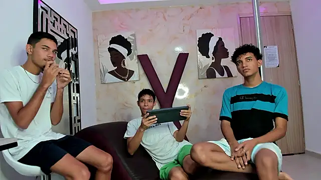 BEAUTY BOYS1 online show from 17, 3, 2026