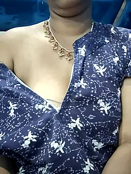 Snapshot of jaan-step chatting on 18, 12, 2025 jaan-step online show from 18, 12, 2025