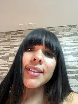 Snapshot of BrendaCrean chatting on 28, 2, 2025 BrendaCrean online show from 28, 2, 2025