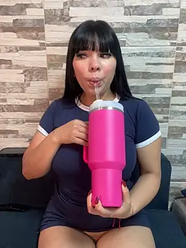 Snapshot of BrendaCrean chatting on 7, 3, 2025 BrendaCrean online show from 7, 3, 2025