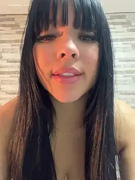 Snapshot of BrendaCrean chatting on 11, 3, 2025 BrendaCrean online show from 11, 3, 2025