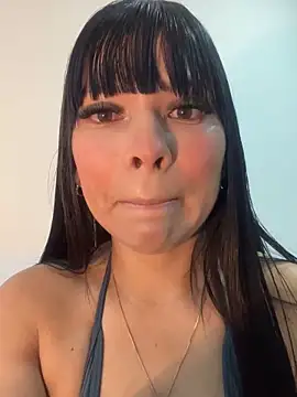 Snapshot of BrendaCrean chatting on 8, 10, 2025 BrendaCrean online show from 8, 10, 2025