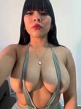 Snapshot of BrendaCrean chatting on 12, 11, 2025 BrendaCrean online show from 12, 11, 2025