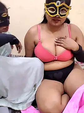 Snapshot of Hot_modal chatting on 2, 12, 2025 Hot modal online show from 2, 12, 2025