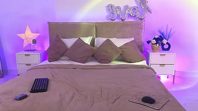 Jules night online show from 12, 3, 2026