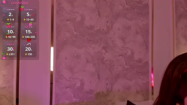 Snapshot of doll_eyees_ chatting on 6, 11, 2025 doll eyees online show from 6, 11, 2025