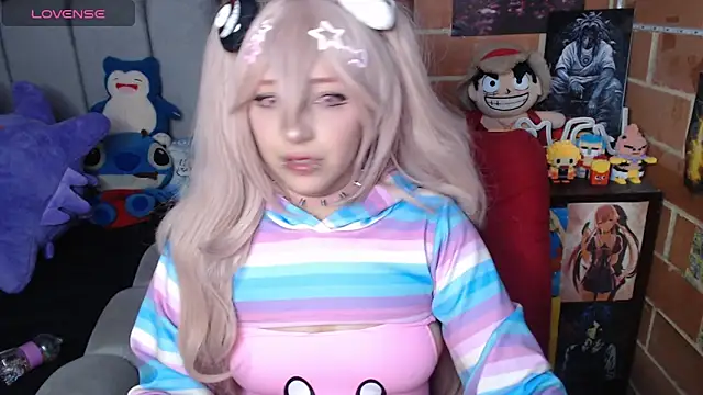  alexa19pretty  online show from 27, 3, 2026