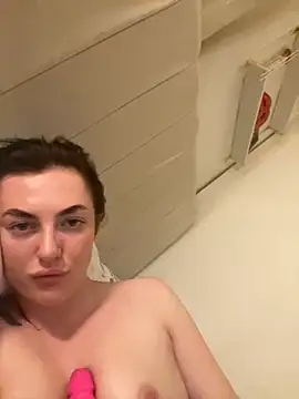 Snapshot of Bethbooxo chatting on 11, 9, 2025 Bethbooxo online show from 11, 9, 2025