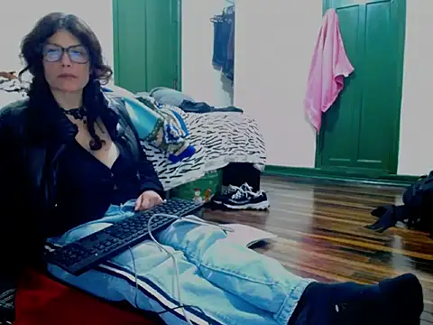 fenix colette online show from 20, 4, 2026