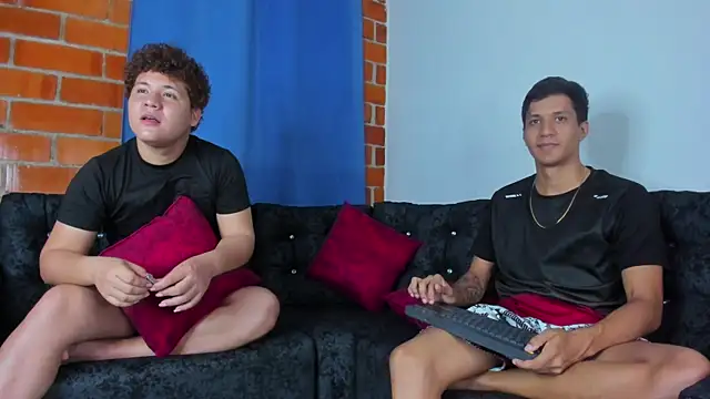 Robertmiller21 online show from 11, 11, 2025