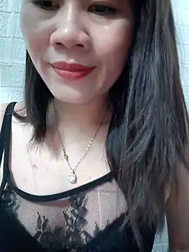 Singlemom69x online show from 23, 11, 2025