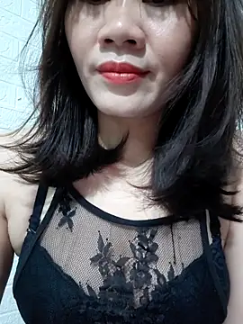 Snapshot of Singlemom69x chatting on 7, 5, 2026 Singlemom69x online show from 7, 5, 2026