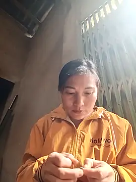 YAYAA-502 online show from 20, 11, 2025