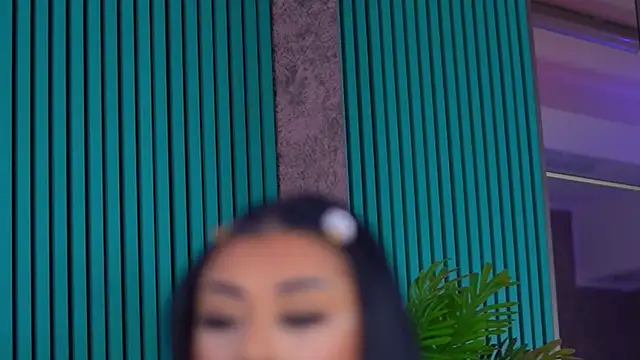 Snapshot of ArabellaPosh chatting on 9, 11, 2025 ArabellaPosh online show from 9, 11, 2025