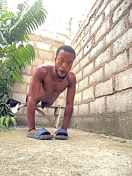 Makemecum634941 online show from 27, 11, 2025