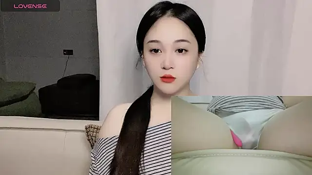 woaiqinqin online show from 25, 9, 2025