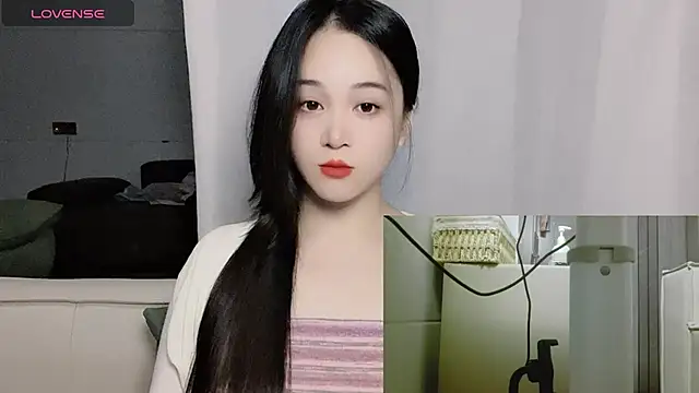 woaiqinqin online show from 23, 10, 2025