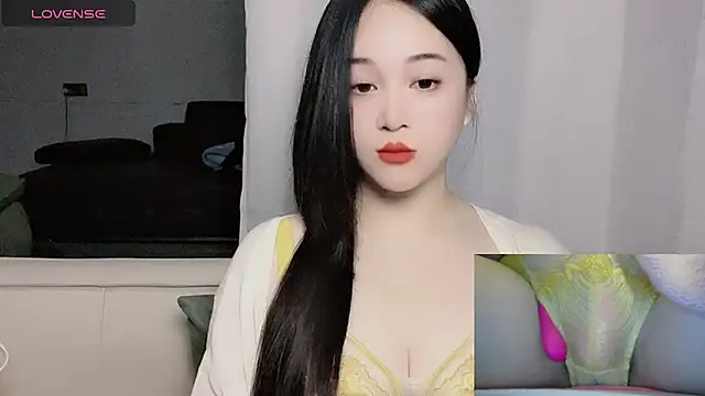 Snapshot of woaiqinqin chatting on 14, 12, 2025 woaiqinqin online show from 14, 12, 2025