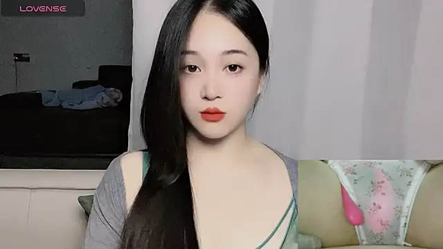 Snapshot of woaiqinqin chatting on 15, 12, 2025 woaiqinqin online show from 15, 12, 2025