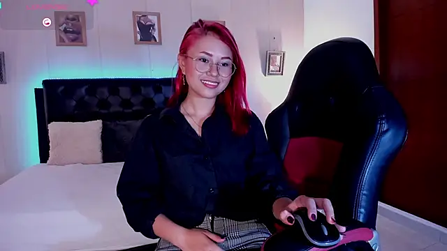 MAYASMITH   online show from 19, 7, 2026