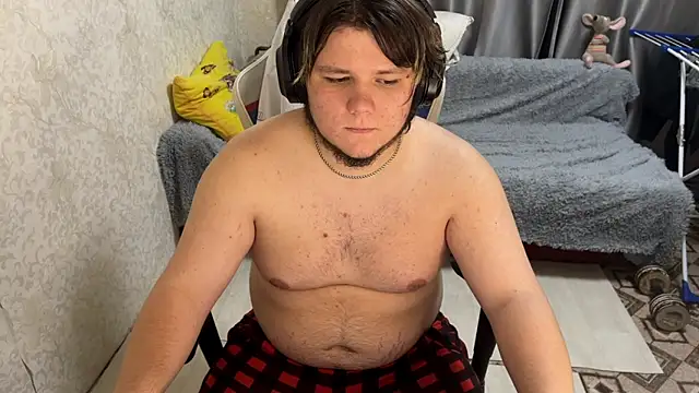 desiredude9 online show from 28, 9, 2025