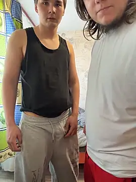 desiredude9 online show from 28, 4, 2026