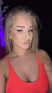 Snapshot of AubrieleRouj1 chatting on 20, 2, 2026 AubrieleRouj1 online show from 20, 2, 2026