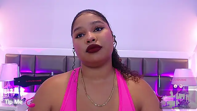 LennaEvans online show from 28, 10, 2025