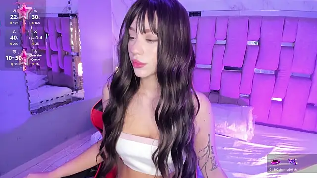 Snapshot of ZharaLux chatting on 11, 11, 2025 ZharaLux online show from 11, 11, 2025