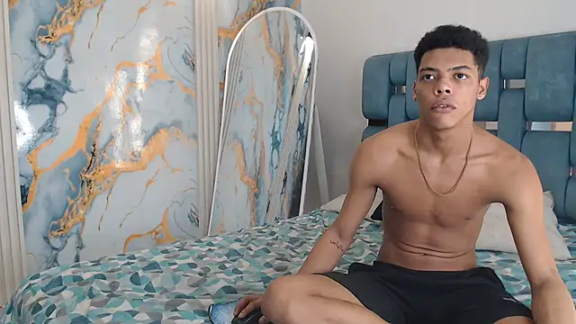 PRETTY FEM online show from 17, 4, 2026