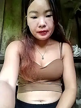 lylylove online show from 28, 9, 2025