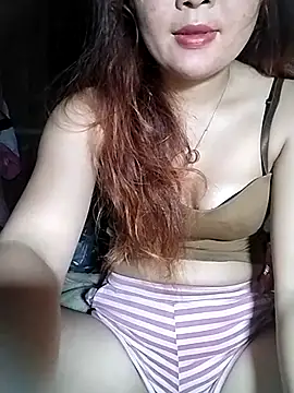 Snapshot of lylylove chatting on 1, 6, 2026 lylylove online show from 1, 6, 2026