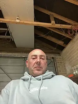 Richmcgee online show from 28, 3, 2026