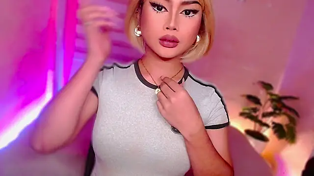 Snapshot of MissRumi_Hunter chatting on 2, 7, 2026 MissRumi Hunter online show from 2, 7, 2026