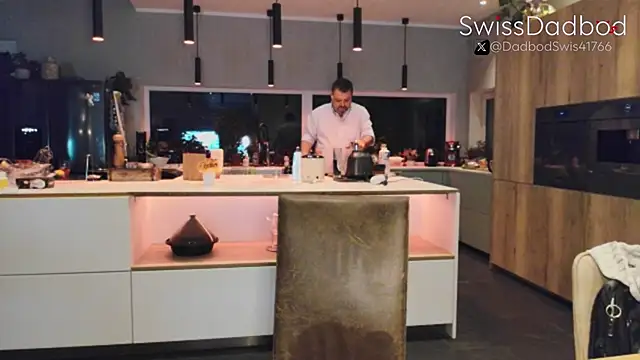 SwissDadbod online show from 12, 9, 2025