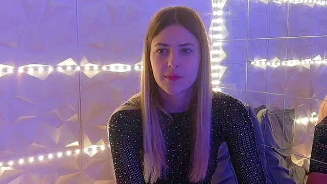 Aishha  online show from 18, 12, 2025