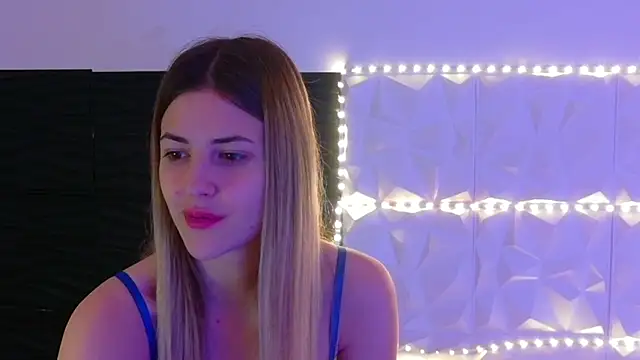 Aishha  online show from 19, 12, 2025