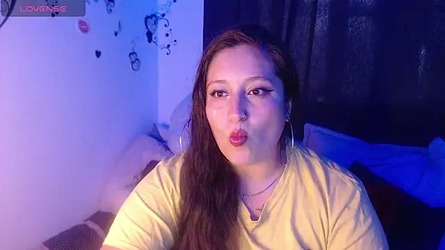 Snapshot of nahomy_jonhs chatting on 3, 11, 2025 nahomy jonhs online show from 3, 11, 2025