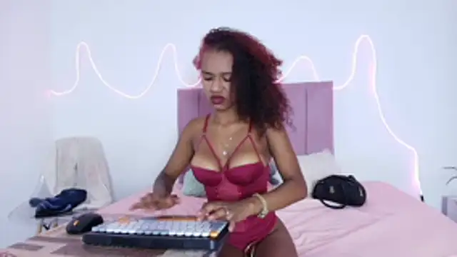 Valerin salazar online show from 7, 11, 2025