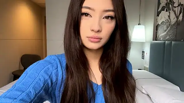 Snapshot of LaurelLeier chatting on 6, 1, 2026 LaurelLeier online show from 6, 1, 2026