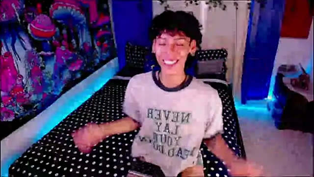 Thedoll ethan7 online show from 8, 4, 2026