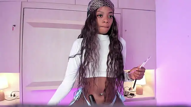 Stefannyevans  online show from 13, 3, 2026