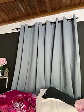 TeensNews18 online show from 8, 4, 2026