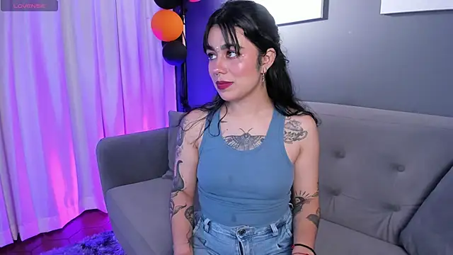 Snapshot of flower_smith_ chatting on 27, 10, 2025 flower smith online show from 27, 10, 2025