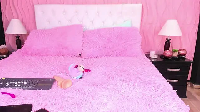 Snapshot of Dulceemia_ chatting on 30, 9, 2025 Dulceemia  online show from 30, 9, 2025