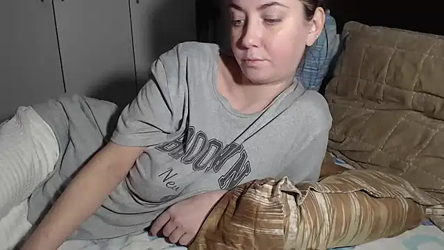 Snapshot of petite_danielle chatting on 13, 1, 2026 petite danielle online show from 13, 1, 2026