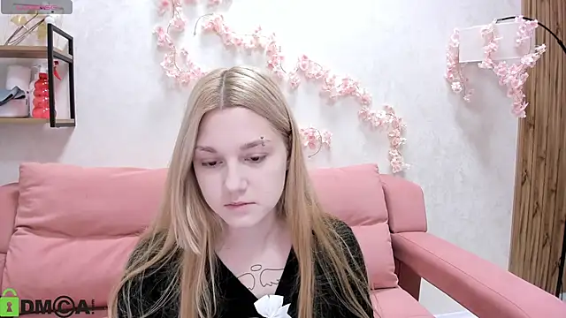 Sylvia Ortiz online show from 15, 9, 2025